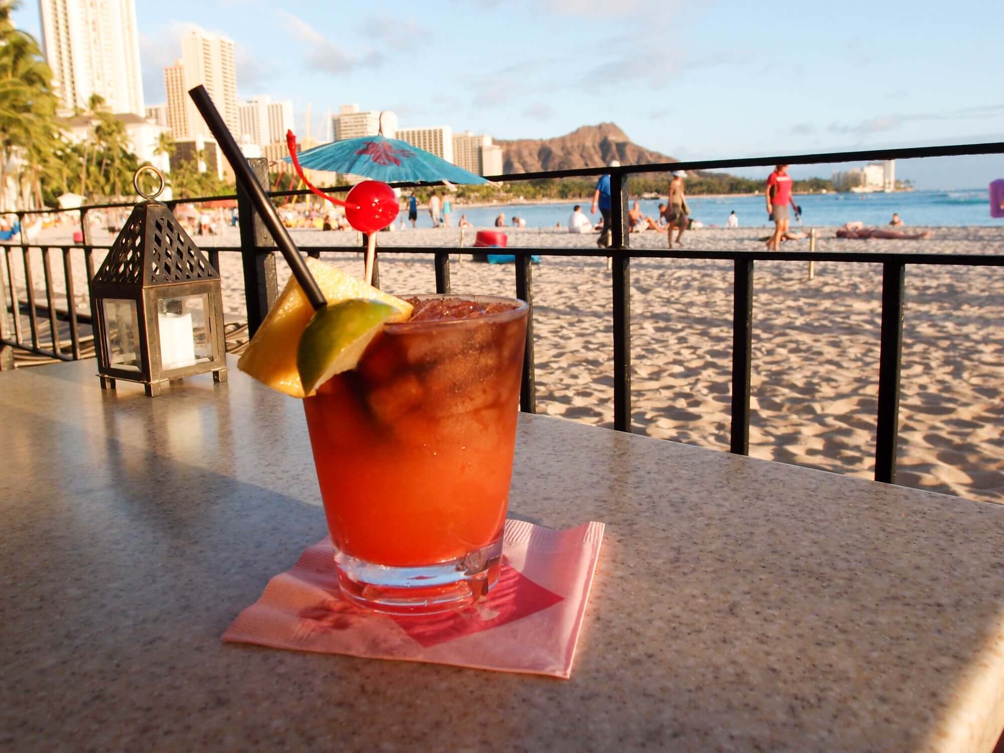 Mai tai drink