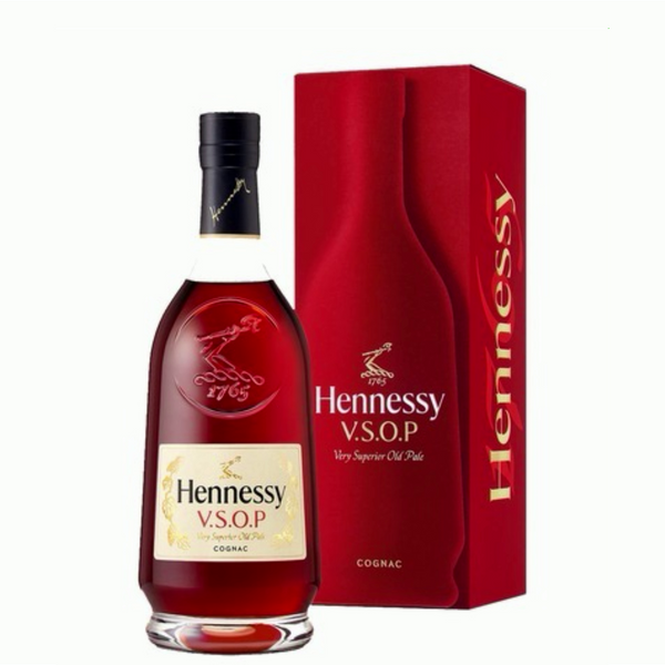 Moet & Chandon Rose & Hennessy VSOP Cognac Combo Package– ShopSK